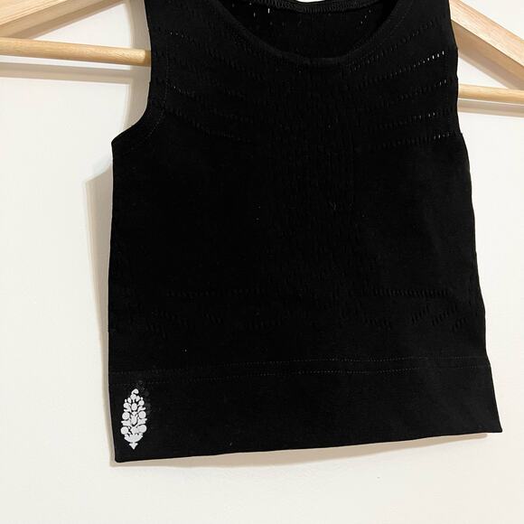 NWOT Free People Movement Ecology Bra in Black - Picture 3 of 7